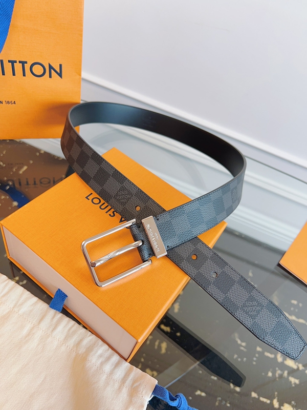 ルイヴィトンベルト着用イメージ